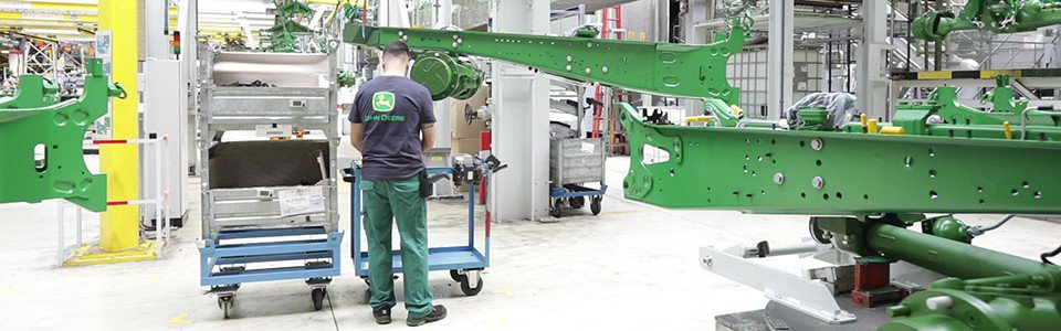 Traktormontage bei John Deere